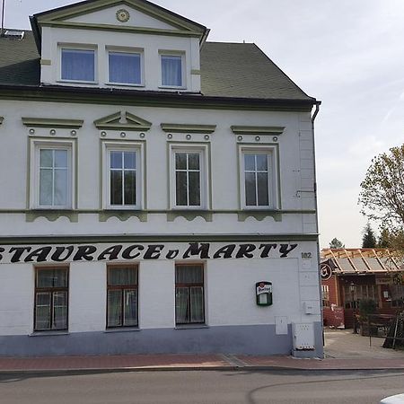 Restaurace U Marty Ξενοδοχείο Dubí Εξωτερικό φωτογραφία